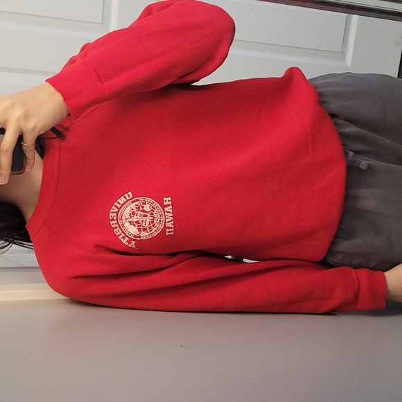 University of Hawaii Red Crewneck - Picture 1 of 4